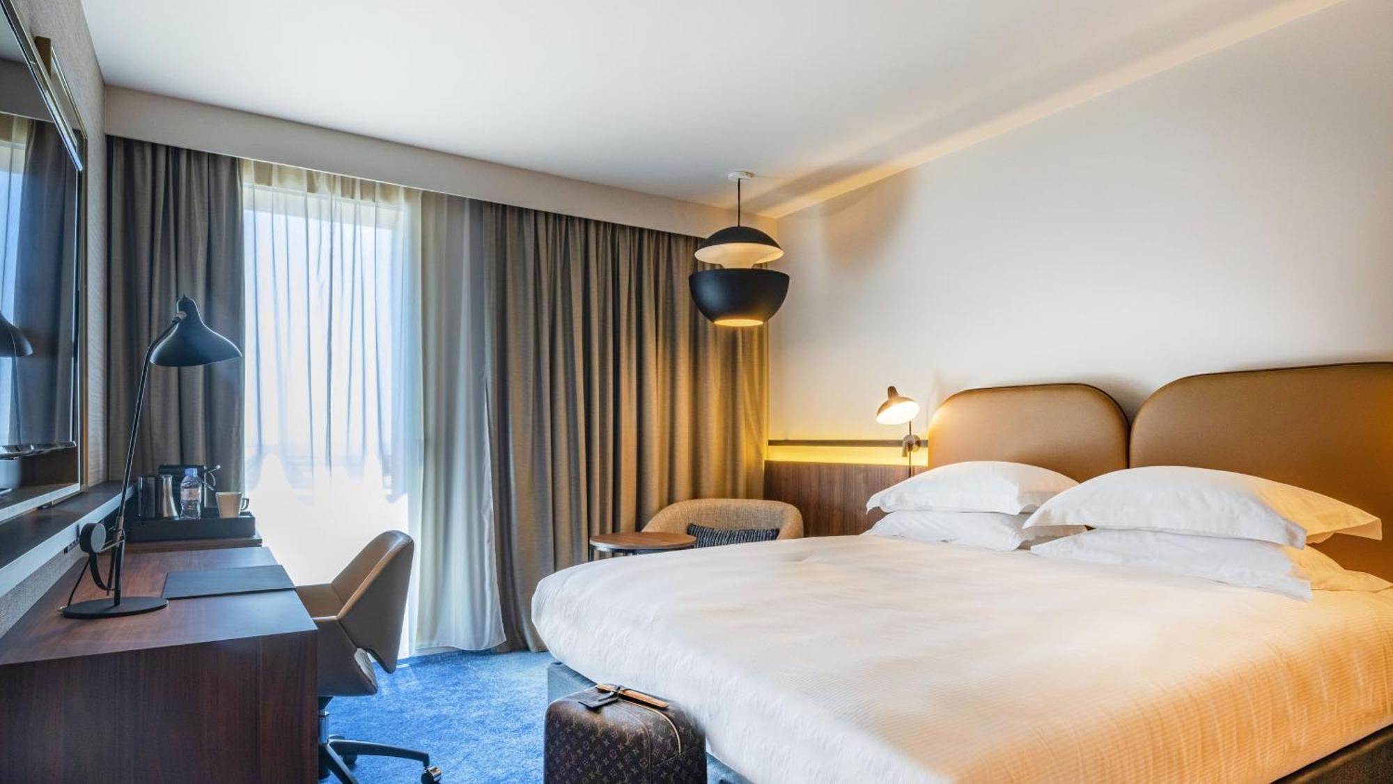 Crowne Plaza - Nice - Grand Arenas By Ihg Экстерьер фото